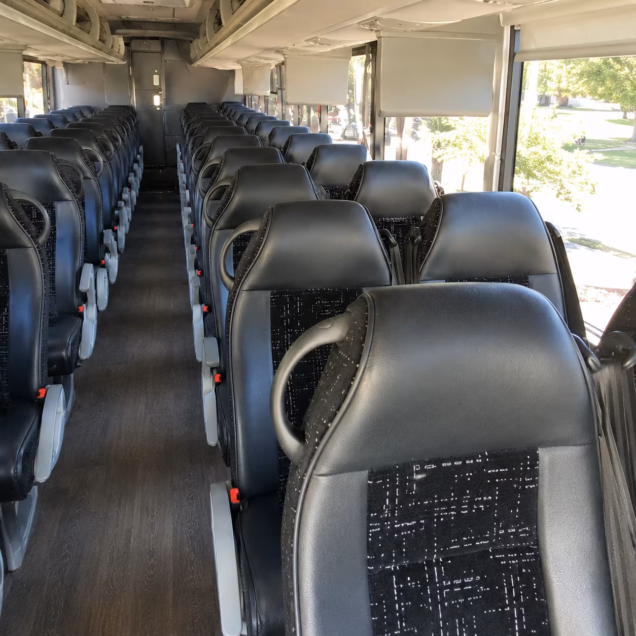 charter buses for multi day trade shows at knott s berry farm resort