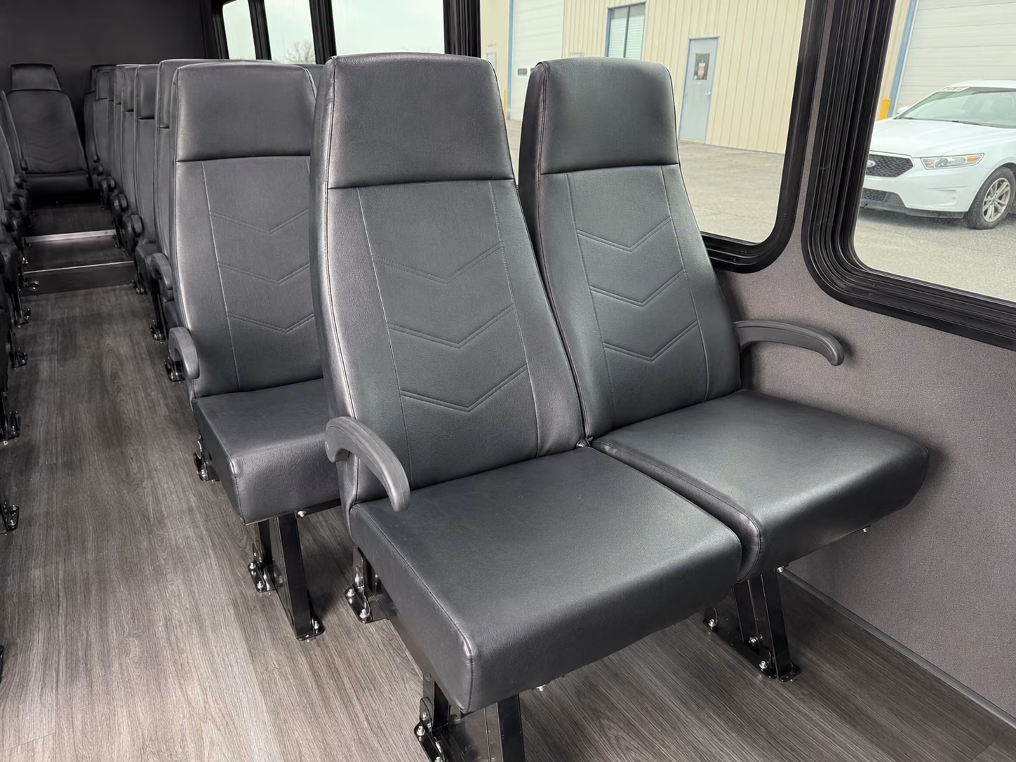 find transportation for your next airport transfer 5
