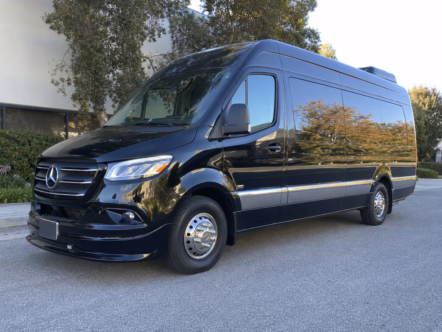 find transportation for your next prom 1