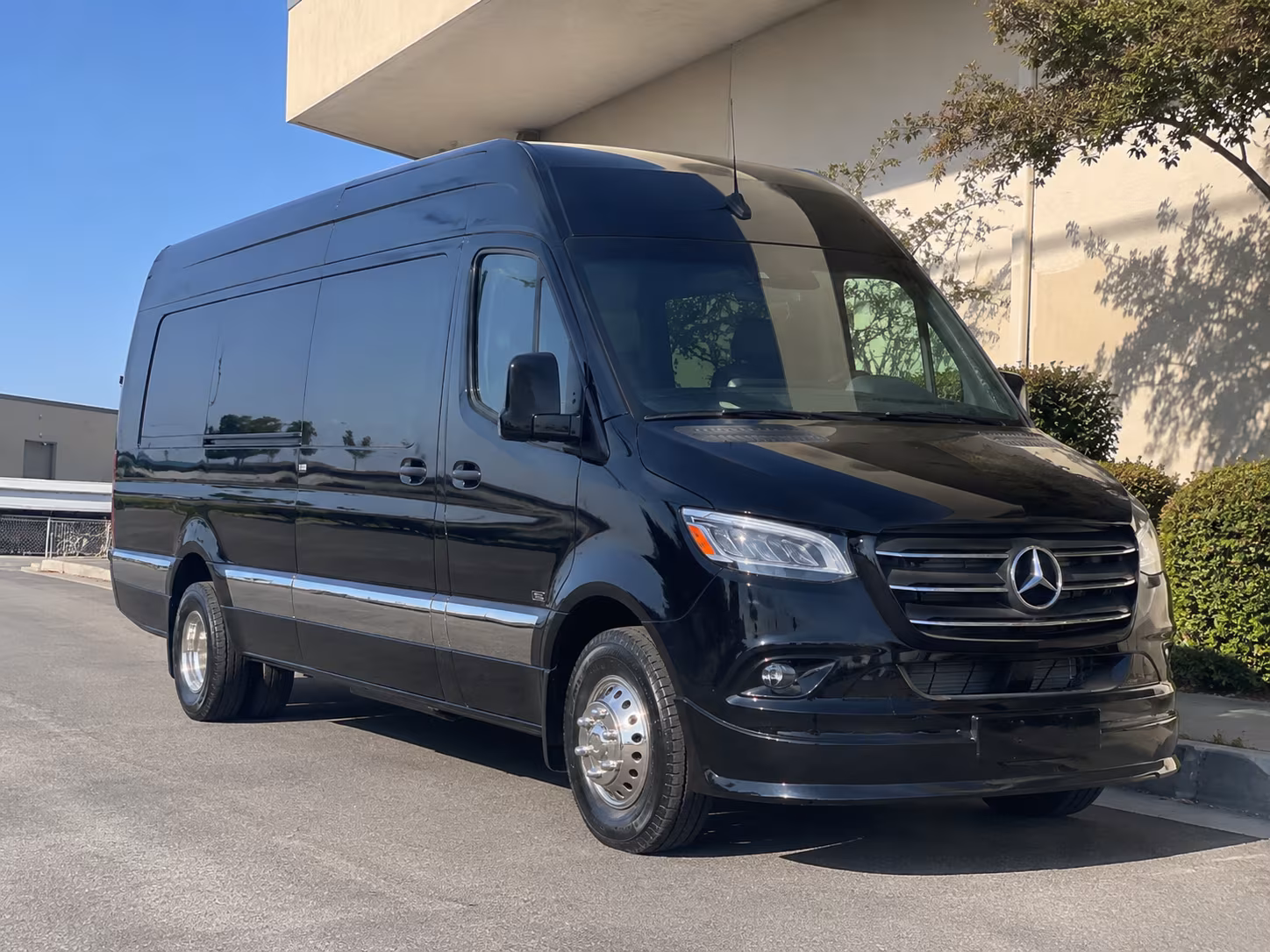 find transportation for your next wine tour 2